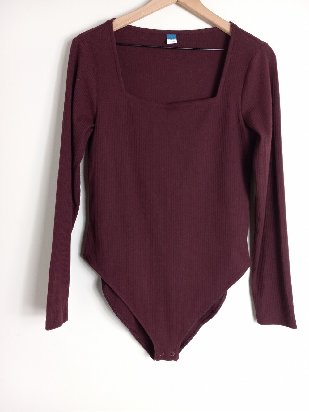 OLD NAVY Bodysuit In trendiing Color Way Size Large Excellenr Condition